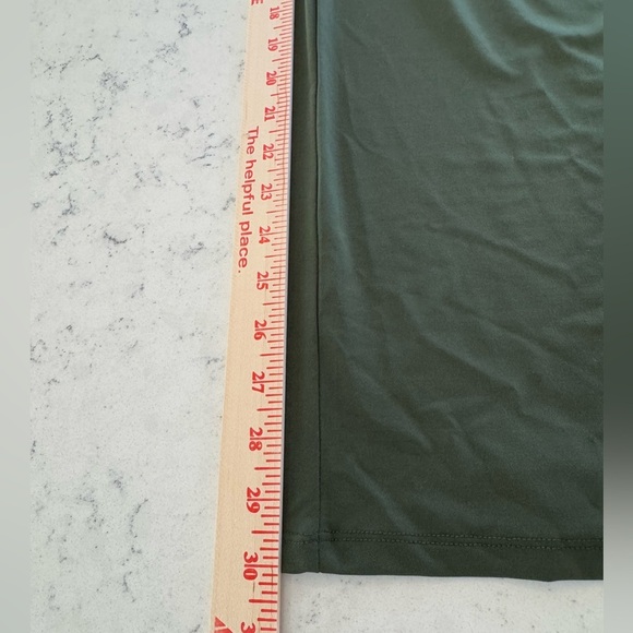 Scoop pull on stretch skirt size medium 8-10 green - Picture 6 of 9